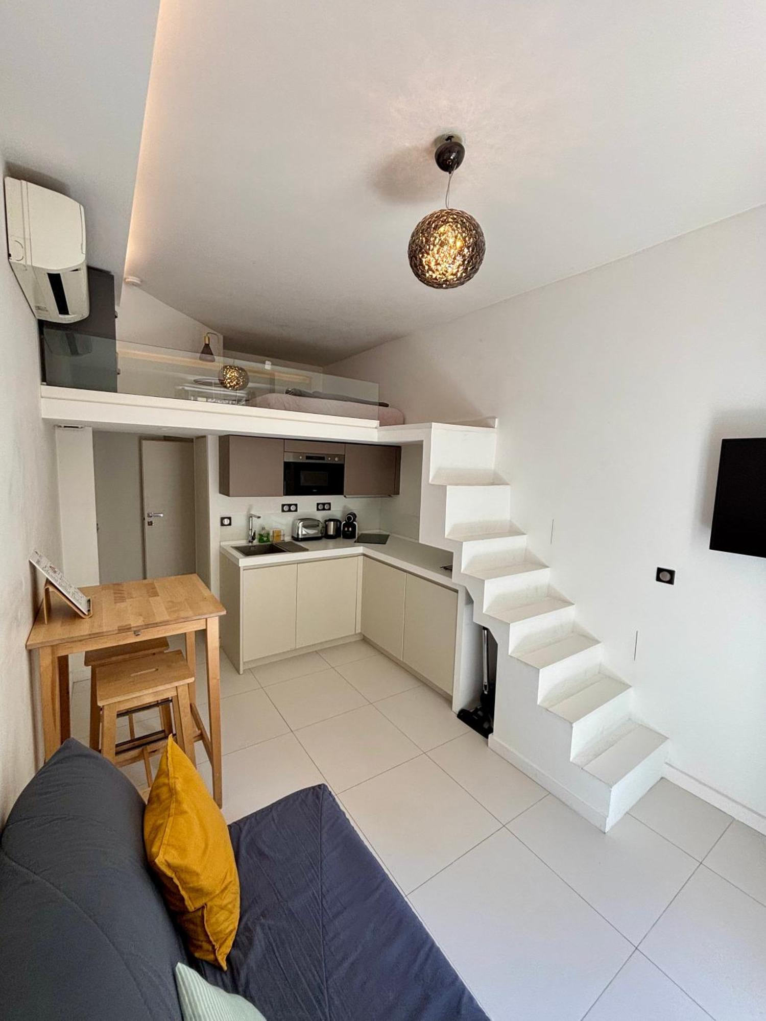 Studio A Louer Au Coeur Du Carre Dor A Nice, Rue Dalpozzo A 150 Metres Des Plages 外观 照片